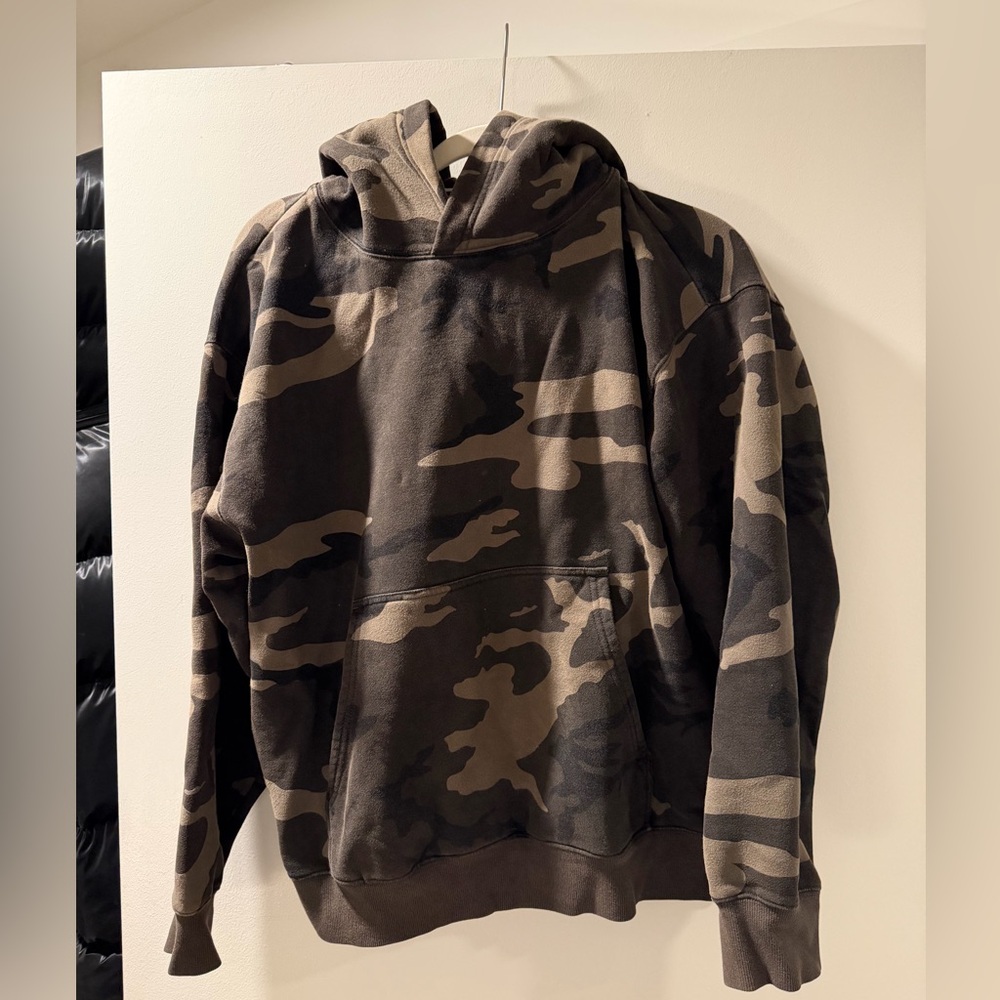 Aritzia TNA Camouflage Hoodie